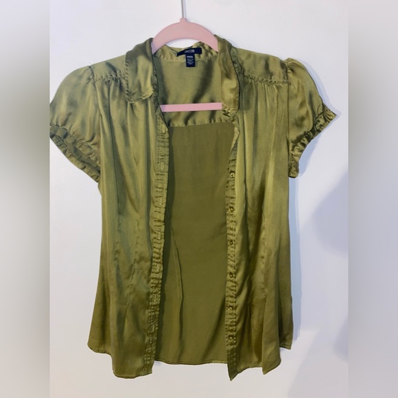 Green Satin Top - Picture 1 of 3